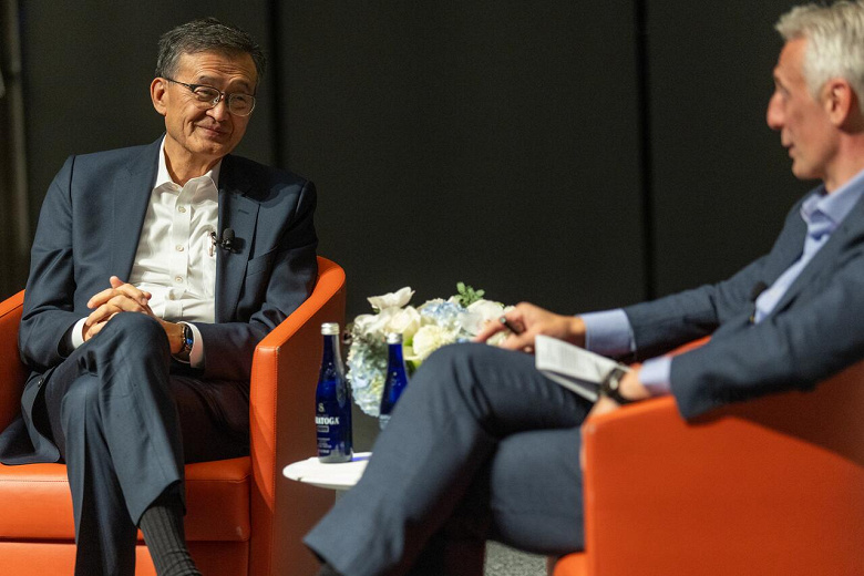 Intel страдала от бюрократии и самоуспокоения. Глава компании Лип-Бу Тан рассказал, как меняется компания под его управлением